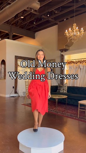 Classic bridal styles inspired by the old money aesthetic🤍✨ which one is your favorite? #elizabethleebridal #traditionalwedding #bridalfashion #weddingdressinpso #bridetobe #couture #basque #modestweddingdress #bridaldesigner #satin #lace #yestothedress #customdress #oldmoneystyle #classy #luxurybridal | Elizabeth Lee Bridal Boutique