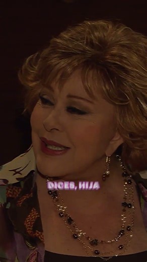 Lo quiere engatusar 😾 #soytudueña #tlnovelas