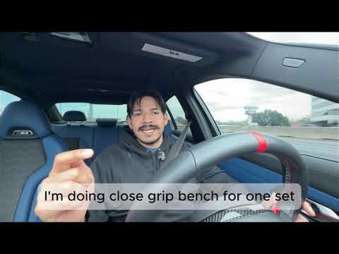 How to increase your bench to 300lbs as a natural lifter