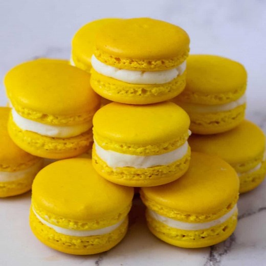 Lemon French Macarons with Lemon Curd (Full Proof Recipe)