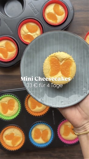 Vanessa | Bewusst und Lecker on Instagram: "33 € für 4 Tage Mealprep | Mini Cheesecakes Anzeige | Zum Abschluss der 4-Tage-Mealprep-Woche gibt’s natürlich noch etwas Süßes 🍊 Diese Mini Cheesecakes sind perfekt als Snack zwischendurch oder als kleines Dessert – leicht, cremig und ideal zum Vorbereiten. 🍰 Snack: Mini Cheesecakes 12 Stück (4 Portionen) 2 Eier 500 g Skyr 200 g Frischkäse light 1 Pck. Puddingpulver 1 Dose Mandarinen, ungezuckert Vanille Powder zum Süßen @ahead_nutrition 🔥 Bei 170 
