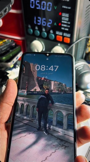 🚨 هل مازلت تفكر في تعلم صيانة الهواتف النقالة لكن لم تبدأ بعد؟ الفرصة الآن بين يديك! الدورة المسجلة الكاملة من الصفر حتى الاحتراف أصبحت متاحة للجميع. 📚 داخل الدورة ستتعلم: ✔ قراءة المخططات و Bitmaps ✔ تتبع الأعطال خطوة بخطوة ✔ منظومة الباور والشحن ✔ دارات الشبكة والصوت والإضاءة ✔ الكاميرا – البلوتوث – الويفي – GPS ✔ طرق التشخيص الاحترافية للأعطال 🎓 3 مستويات كاملة من الخبرة العملية 💰 السعر: 3 ملايين فقط 🎁 عرض خاص بشهر رمضان الكريم كل من اشترى أو سيشتري الدورة خلال شهر رمضان سيحصل على: ✨ 4 أ