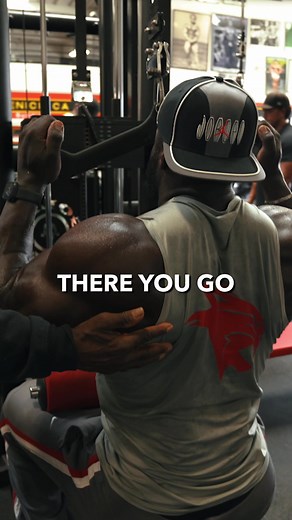 Master Lat Pulldown Technique for Wider Backs