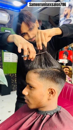 Haircut 💇 #trending #howtocutcurlyhair #shortsfeed #viralvideo #viral #viralshort #shorts #hair