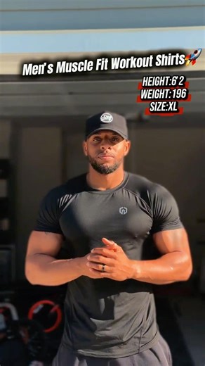 The most muscle-defining compression tee in the gym