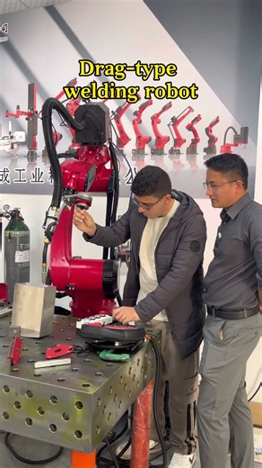 A welding robot that can learn programming in 1 minute #welding robot #industrial robot #spraying