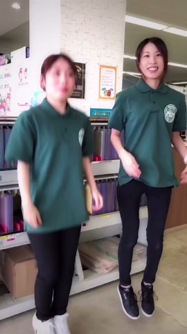 新しい事務員の制服コーディネート✨
