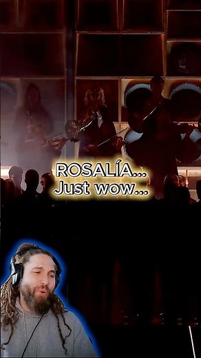 ROSALÍA just turned into an OPERA singer… 😳