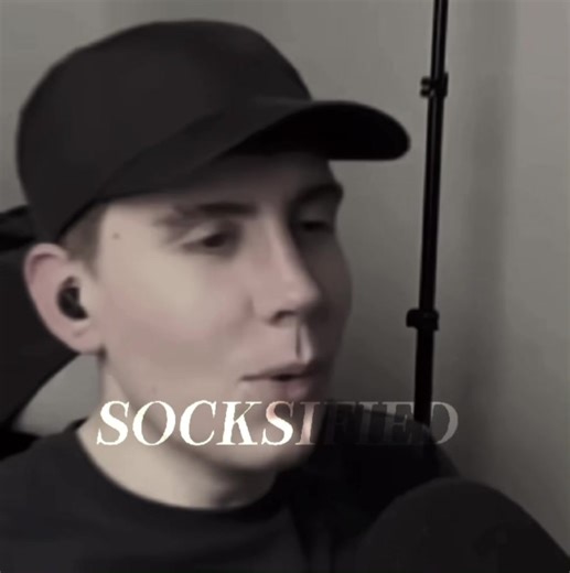 Laff really been getting them loafs in 🍞 btw trying out a new style and got a new Watermark cause i didnt like the last one so much. #socksfor1 #edit #fyp #laff #loafs Tags———>@Laff