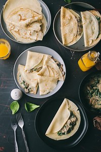 Mushroom And Spinach Crepes - EASY BREAKFAST - Playful Cooking