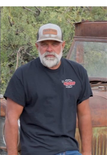 Restoring a Vintage Ford Truck: Weld and Shine