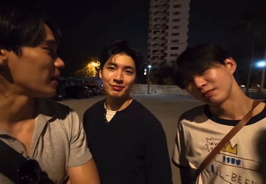 🦁: usually when we’re working, we barely get time to just hangout and talk, you know? but when we get together and spend time like this, it’s like—🐢: until morning, huh?🦁: seriously, until morning. +( #bbverpj, #ngernnn, #pondponlawit, #maxky_rp )