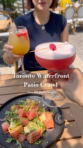 Our favourite waterfront patios with the best views in Toronto 🌞🌊🍹 If you’re looking to cool off during the summer heat waves, these are the best spots in the city! What’s your go-to patio? 🎥Patios Featured: @simona.toronto @irene.toronto @glb_brewpub @thegoodmanpub @joebirdto @amsterdambeer | The Waterfront BIA