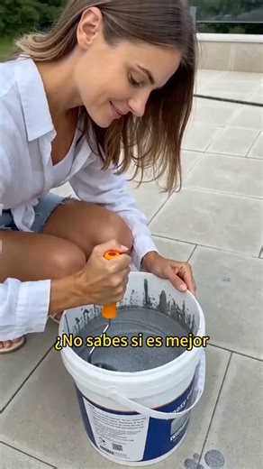 ¿Baldosas o cemento? Yo elijo epoxi de colores #epoxy #floorpaint #daily #renovation #waterproof