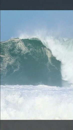 Big Wipeout of the week with Isaac Cruz #surf #bigwave #bodyboard