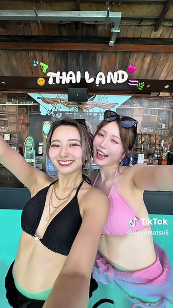 こよちゃん (@koyomatsu5) - タイ旅行の思い出巡り🪷🦎👒 ひと足先に夏を感じてきました！ 1週間予定詰め込んで盛りだくさん🩵 また動画にするね〜 @yagi miyu（ヤギミユ） #タイ旅行 #プーケット #タイ #プーケット女子旅 #女子旅 #海外旅行 #旅行 #travel #thailand #phuket #songkran #andamandawaterpark #waterpark #สงกรานต์ไปไหน #สงกรานต์ #ภูเก็ต