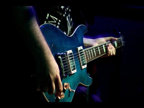 Soulful Rock Guitar Backing Track in A Harmonic Minor