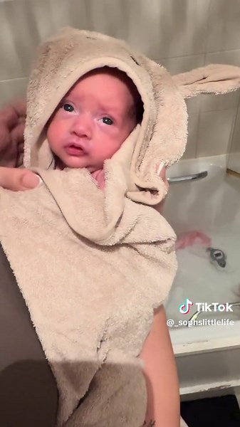 Preemie Bath Time Routine for Newborns