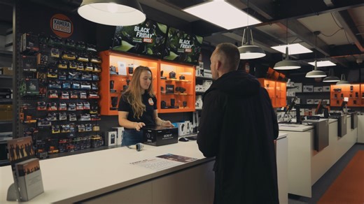 58 reactions · 29 comments | Profiteer vanaf nu van de beste Black Friday-deals bij Kamera Express ➡️ https://brnw.ch/21wEwrn  Wist je dat wij de CO2-uitstoot van jouw aankoop compenseren door bomen te planten? Hierdoor draag je met je aankoop dus direct bij aan een groenere wereld. De beste deals vind je 헻헮혁혂혂헿헹헶헷헸 bij Kamera Express!  | Kamera Express | Facebook