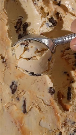 Häagen-Dazs Ice Cream on Instagram: "crunchy, chocolatey covered cone pieces and ribbons of caramel folded into caramel ice cream. our caramel cone ice cream - unforgettable, unapologetic indulgence."