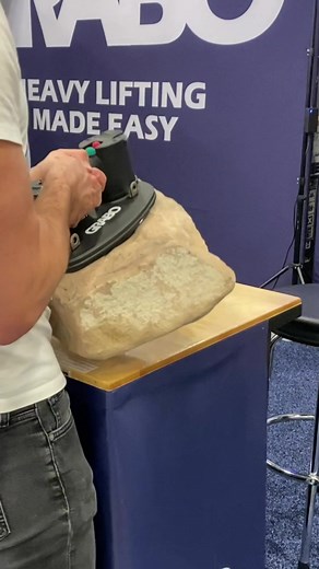 Innovative Electric Lifting Tool for Easy Heavy Item Lifting