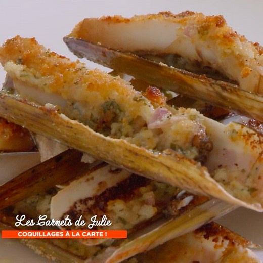 Recette de Couteaux farcis au four de Jean-Baptiste | Julie Andrieu