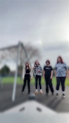 @𝘢𝘭𝘢𝘯𝘯𝘢𝘩❦ @tillz458 @𝐔𝐍𝐊𝐍𝐎𝐖𝐍ꨄ #dance