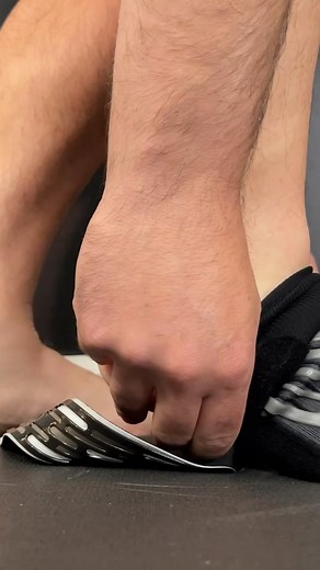 Zach Thomas on Instagram: "What to do if you no longer need rigid immobilization but are not quite ready for unrestricted movement? A biofeedback device is a great adjunct on the road to recovery like the PowerStep Dynamic Ankle Support Sock #ad #sportsmedicine #anklebrace #anklesprain #tendinitis #footdoctor #sportsinjury #footdoctorapproved #powerstep #sportsscience #physicaltherapy #podiatrist #basketball #running #tennis #pickleball Disclaimer : This is not medical advice, nor can I give you