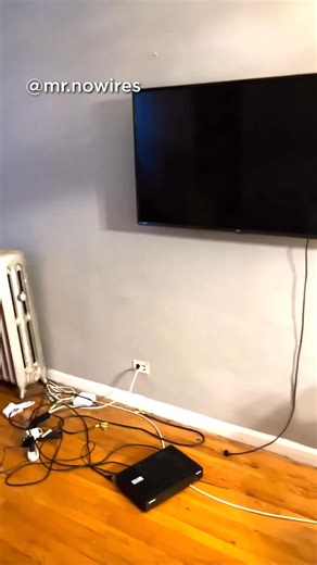 @mr.nowires doesn’t just install — he perfects setups. 🎮🛠️ And his go-to for clean, pro-quality mounting? HIDEit. 💚 🎮 Setup includes: – PS5 – Controller When the pros choose their mounts, they choose HIDEit. 💯 Built for clean installs. Loved by serious gamers. #HIDEitMounts #ProInstall #GamingSetup #PS5Mount #afterHIDEit #HomeOrganization #AVPro | HIDEit Mounts