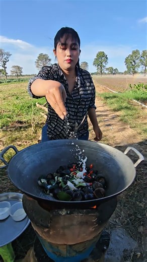 How to boil snails to make them taste delicious😋🐌#food #cooking