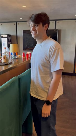 Goldfinger and #TheSituationship are only ones awake.Both don’t have a feel on how the live show will go