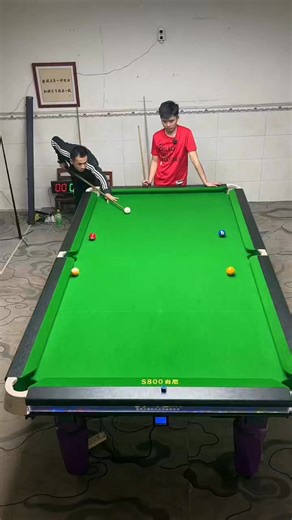 Mastering the Pool Table 🎱✨ | Smooth Shots & Perfect Control #BilliardsPro #PoolSkills #CueSportsLife #TrickShots #GameFocus | ZOZO