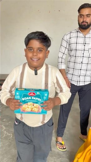 Diwali Ki Soan Papdi 🍫😂 #diwali #comedy #funny #3dost