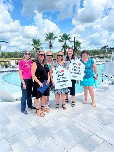 D.R. Horton ❤'s Real Estate Agents! Thank you to those who joined us on a tour of four Palm Coast communities: 🌴Freedom at Sawmill Branch 🌴Sawmill Branch 🌴Grand Reserve 🌴American Village | D.R. Horton North Florida