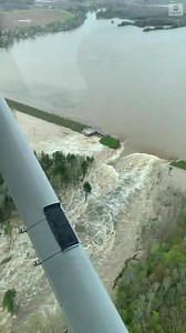 2.1M views · 18K reactions | DAM BURST: Residents who live along two lakes and a river in Michigan urged to evacuate after dam fails following days of heavy flooding across parts of the Midwest. https://abcn.ws/3g5P2Fp | ABC News | Facebook