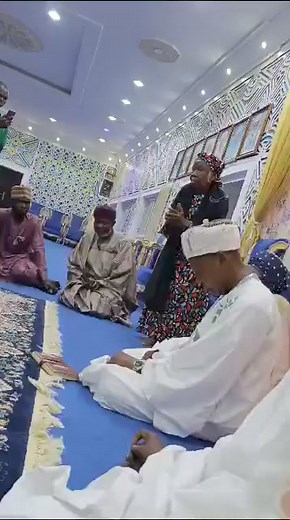 This is Mama Rev (Mrs) Bahago Retired, a message of peace on her visit to Emir of kagara in his palace on Sallah day. #fypシ゚viralシ #gospel #viralreels #church #revival #palace #Emir #emirates #hausafulani #Hausa #massagespa #sallah #preach #preacher #preaching #MFM #AREWA24 #arewa #Yobe #Zamfara #sokoto #maiduguri #Gombe #Yola #Bauchi #kano #kaduna #trendingreels #Hausawa #hausaa_fulanii | Joseph Paul Bulama
