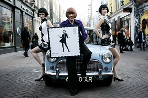 Mary Quant, mastermind of Swinging ’60s style, dies at 93