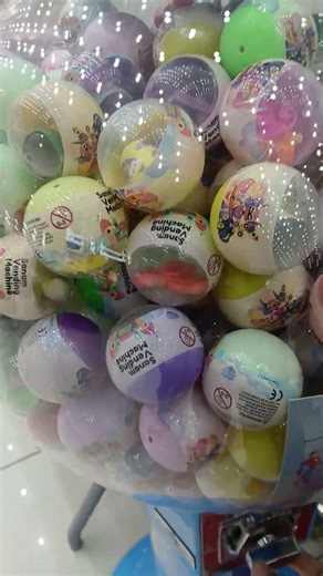 Over loaded Bounce Ball Machine Dispenser #satisfying #shorts