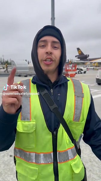 8 keys of yard control @UPS #ups #safety #chsp #ont #upser #safetyfirst #cone #air#airplane #aviation #hiviz#fly