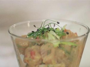 How to make a traditional Peruvian ceviche with tuna