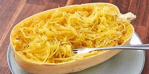 How To Microwave Spaghetti Squash Like A Dinner Pro