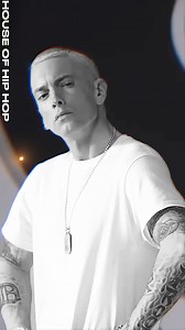 EMINEM WARNS THAT BATTLING HIM WOULD BE LIKE GOING AGAINST KENDRICK LAMAR! battling 🤯#shorts #emi | Viral Blitz