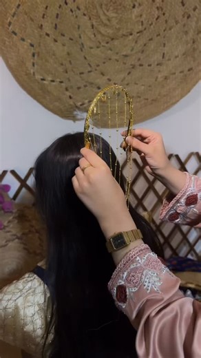 ‎خزانة سندريلا 💞👸‎ on Instagram‎: "الاكثر مبيعاً تاج الهبه يناسب الشعر الصغير وخفيف 🥹✨.. سعره ٣.٥٠٠﷼ نوصل جميع مناطق السلطنه🇴🇲🧡"‎