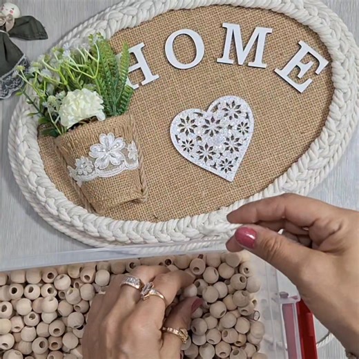 2.2K views · 30 reactions | With macrame cord, jute fabric, and a touch of creativity — let’s make a stunning wall hanging! 淋✨ | Yeliz Craft & Hobby Time | Facebook