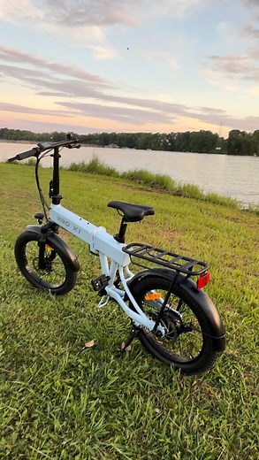 Komal Panchal on Instagram: "Experience the future of commuting with the KBO K1 Ebike! Combining sleek design, powerful performance, and eco-friendly technology, the K1 Ebike is your perfect ride for city adventures and beyond. Enjoy effortless pedaling, extended range, and a smooth, comfortable ride every time. Revolutionize your journey with the KBO K1 Ebike—where innovation meets convenience. Features include: ☑️500W motor, speed up to 20 mph ☑️499 Wh built-in lithium-ion battery, range up to