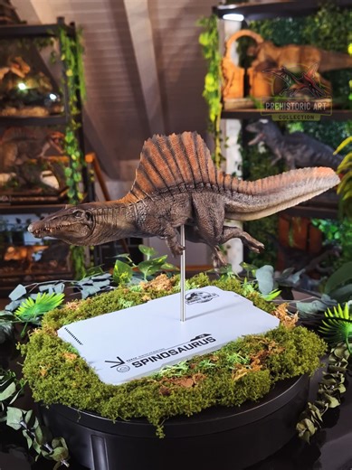 The new DINO DREAM Spinosaurus Swim Version Model Jurassic World Rebirth Great high detail. Dino Dream has done a great job here. The new year begins with a great figure !!! 🔥 Manufacturer: DINO DREAM Scale: 1/30 Character: Spinosaurus Swim Version Material: Resin Size: 15.7