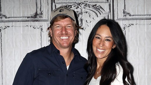 15 Tips And Tricks Joanna Gaines Uses To Brighten Up A Dark Kitchen - House Digest