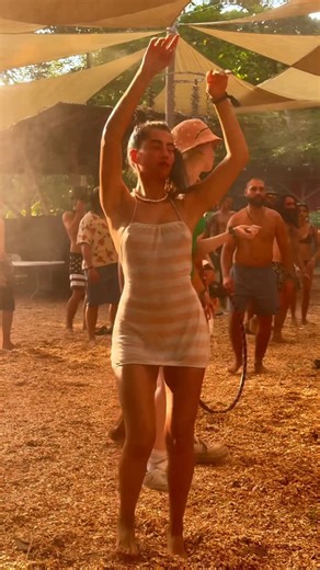 Katherinne Rodriguez on Instagram: "Mist, jungle, barefoot dance? Oh yes. 🌱🫀🌟"