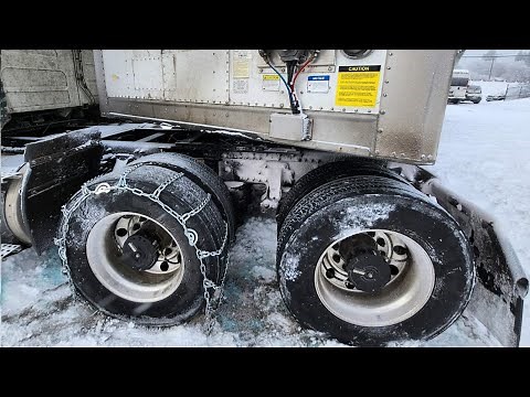 STUCK?? Freightliner Cascadia Differential Locking Tutorial: When and How to Use It