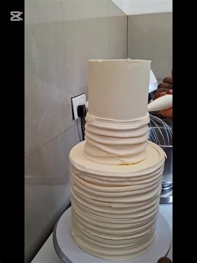 Rustic two tier wedding cake . Let's decorate together ...Pastes, essences I used Sunroma Flavours Zambia 📞 0968947994 #bembavoiceover #rusticwedding #twotierweddingcake I don't own any rights to music being played | Cakes Boutique Zambia